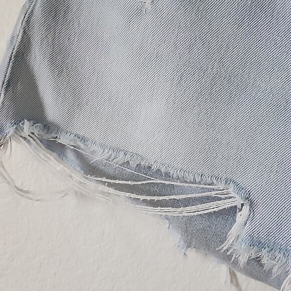 MADEWELL Relaxed Mid Length Denim Shorts Ripped Edition Size 32 Light Blue Wash - Picture 5 of 9